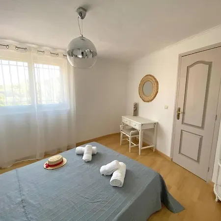 A Louer De 4 Pieces A Golfe De St-tropez Holiday home *