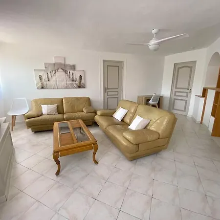 A Louer De 4 Pieces A Golfe De St-tropez Holiday home Sainte-Maxime
